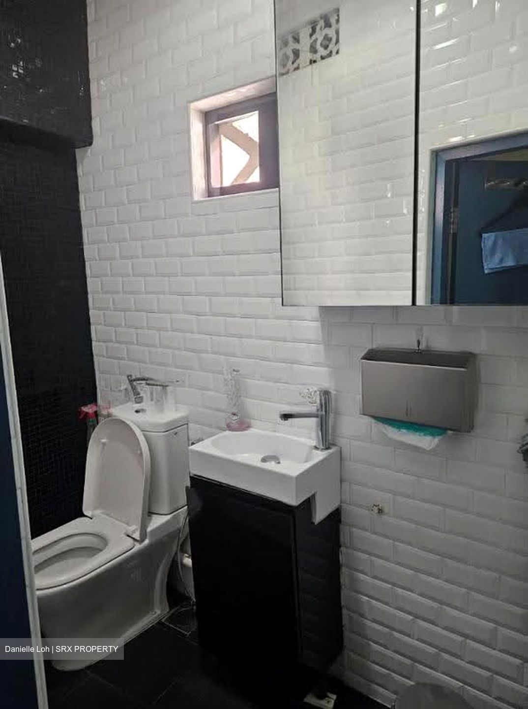 Amoy Street (D1), Office #636314121